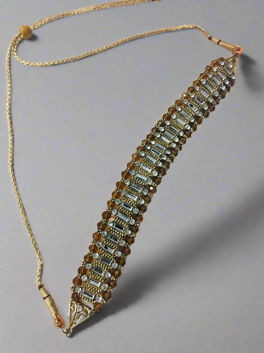 Choker necklace