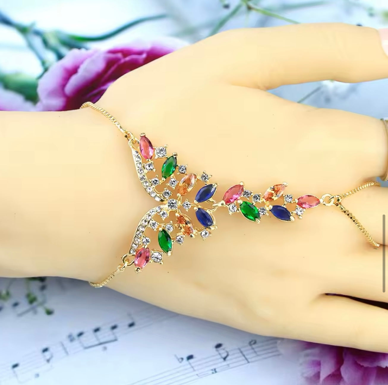 Multi chain finger bracelet